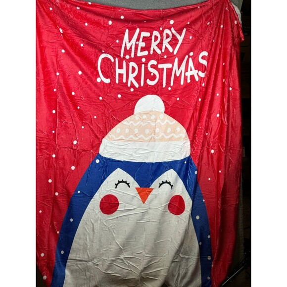 Christmas penguin throw 51x60 - Picture 1 of 4